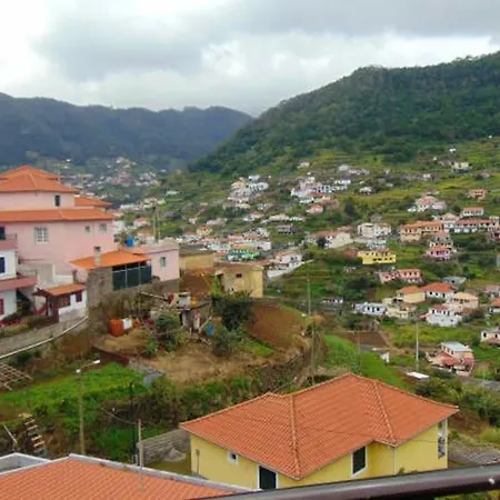 Tatil Evi Charming House In With Mountain View And Garden