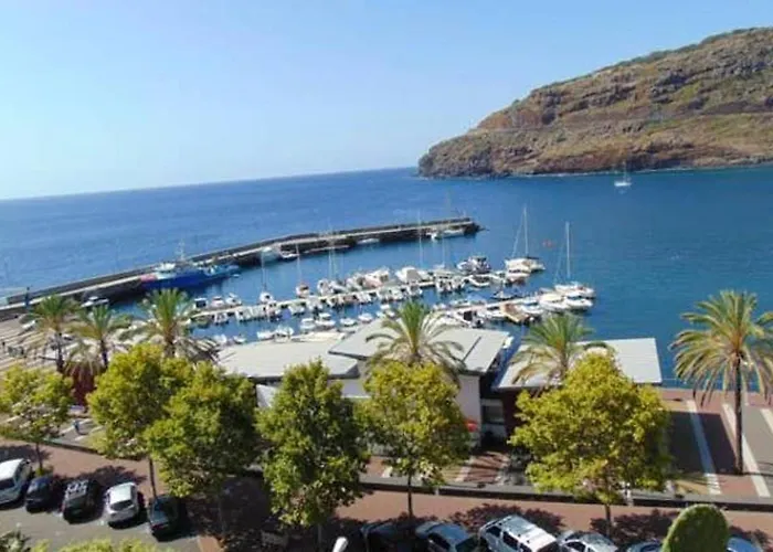 Casa de Férias Charming House In With Mountain View And Garden Machico (Madeira)