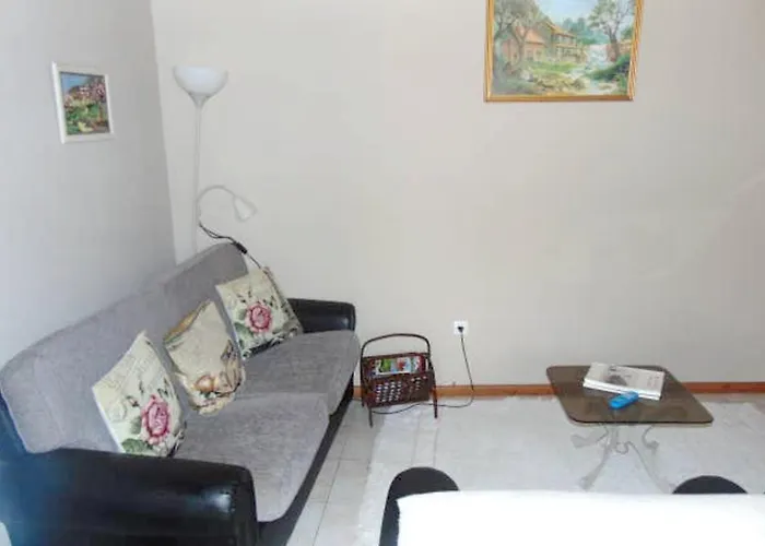 Charming House In With Mountain View And Garden *