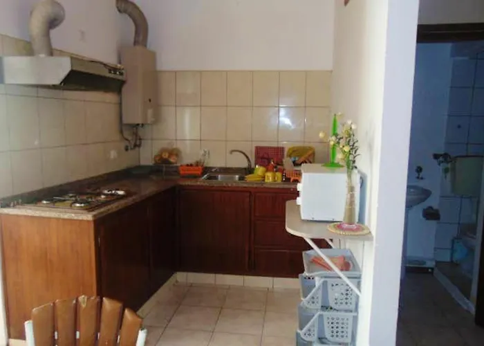 Charming House In With Mountain View And Garden * Machico (Madeira)