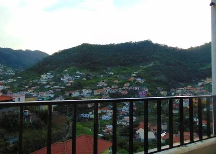 Charming House In With Mountain View And Garden *