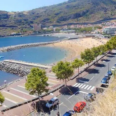 Charming House In With Mountain View And Garden Machico (Madeira)