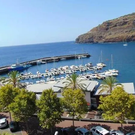 Vakantiehuis Charming House In With Mountain View And Garden Machico (Madeira)