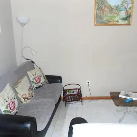 Charming House In With Mountain View And Garden *