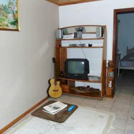 Charming House In With Mountain View And Garden Vakantiehuis