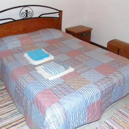 Charming House In With Mountain View And Garden * Machico (Madeira)