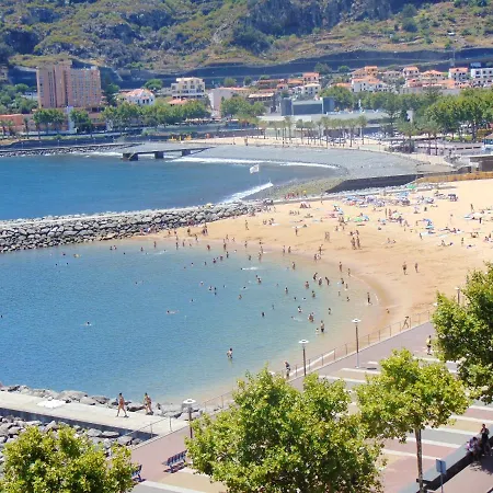 Charming House In With Mountain View And Garden Machico (Madeira)