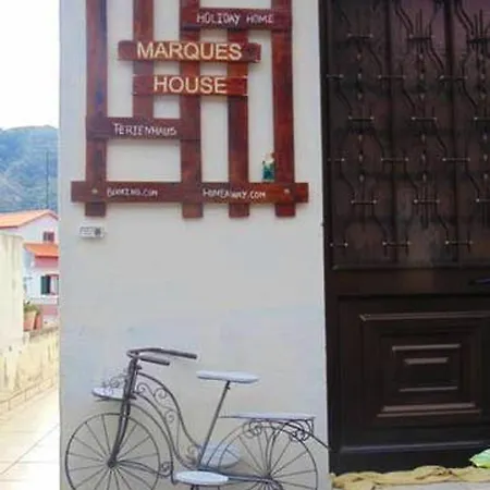 Charming House In With Mountain View And Garden Machico (Madeira)