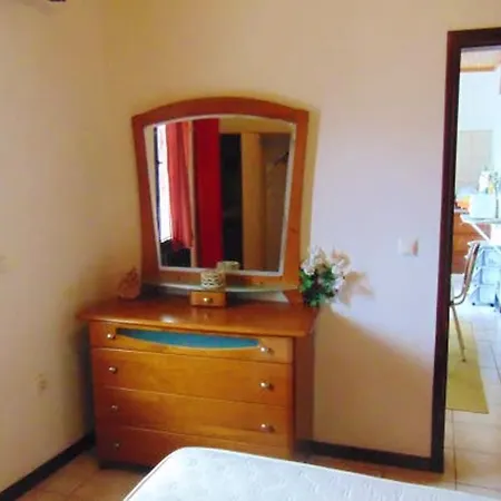 Charming House In With Mountain View And Garden * Machico (Madeira)