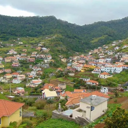 Charming House In With Mountain View And Garden * Machico (Madeira)